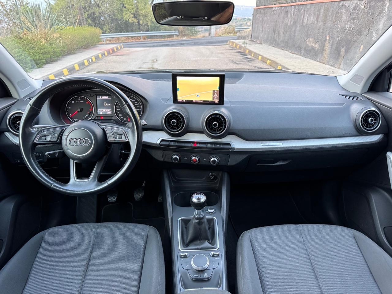Audi Q2 1.6 TDI TOTAL BLACK