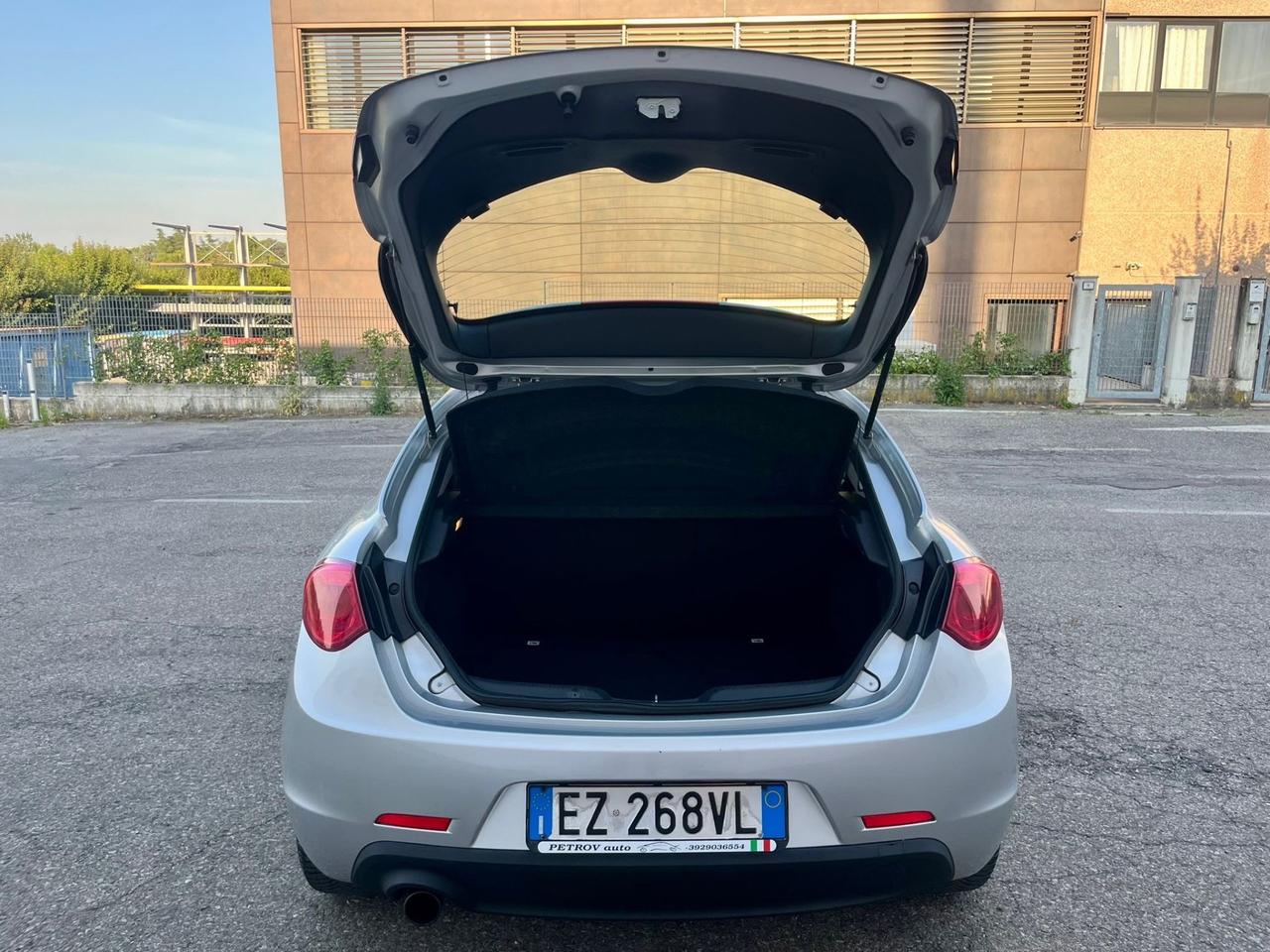 Alfa Romeo Giulietta 1.4GPL(scadenza 2036) 2015 174.000km perfetta