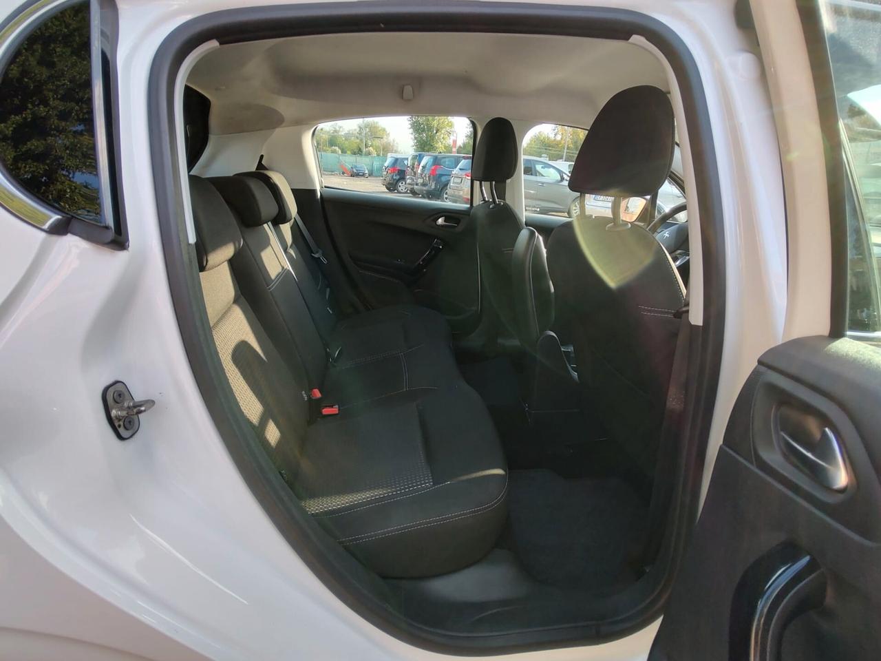Peugeot 208 PureTech 82 5p. GPL Allure, BENZINA\GPL, OK NEOPATENTATI, GARANZIA L.12 MESI