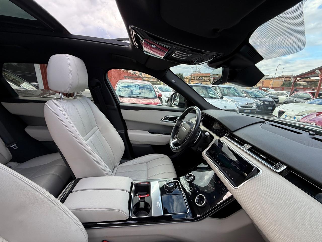 Velar 2.0D I4 240 CV R-Dynamic/unipro/rate/permute