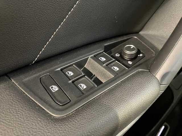 Volkswagen Tiguan 2ª serie 2.0TDI 150CV DSG R-Line