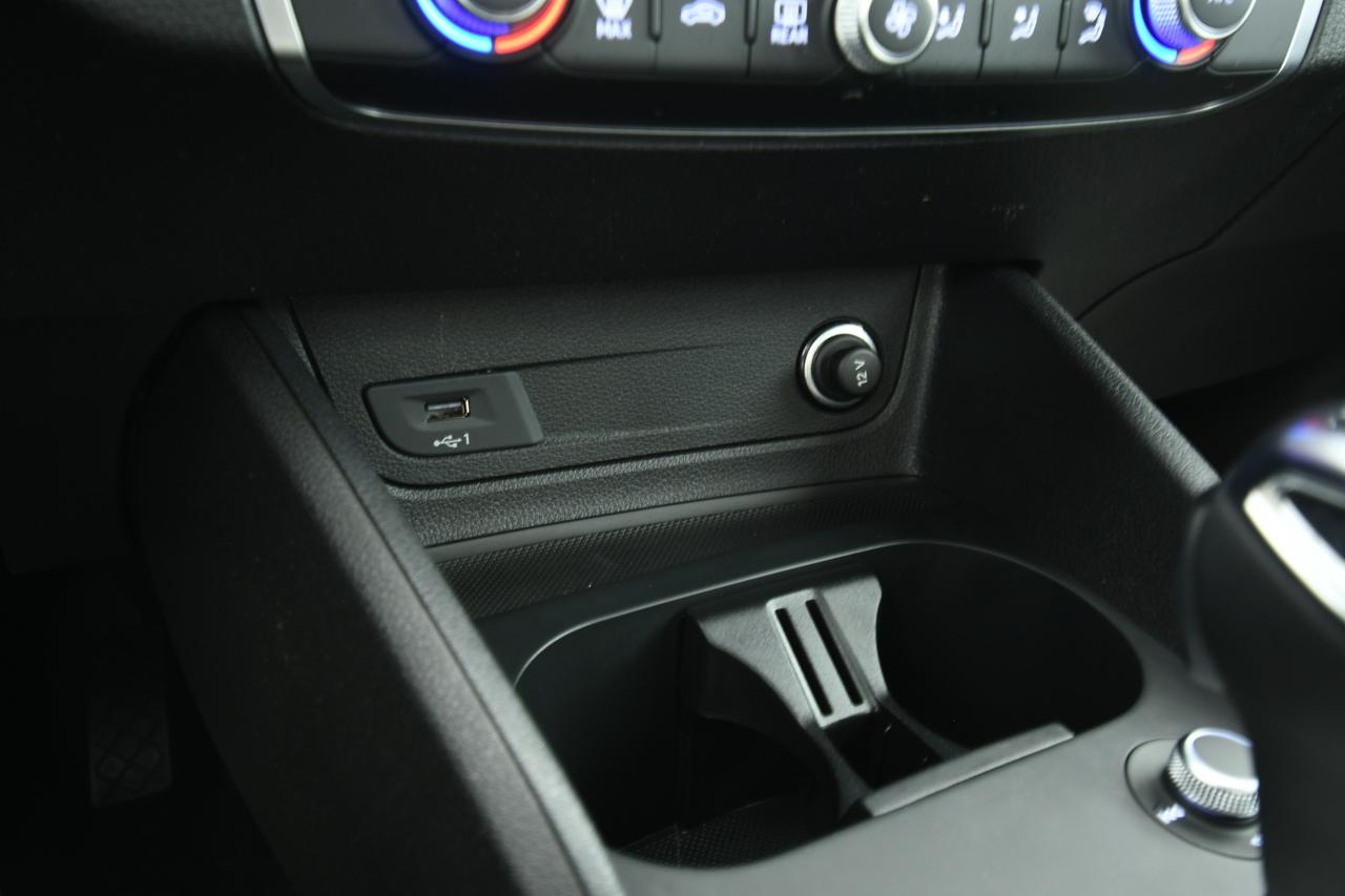 AUDI Q2 30 2.0 tdi Business s-tronic NEOPATENTATI+CAMERA+ACC
