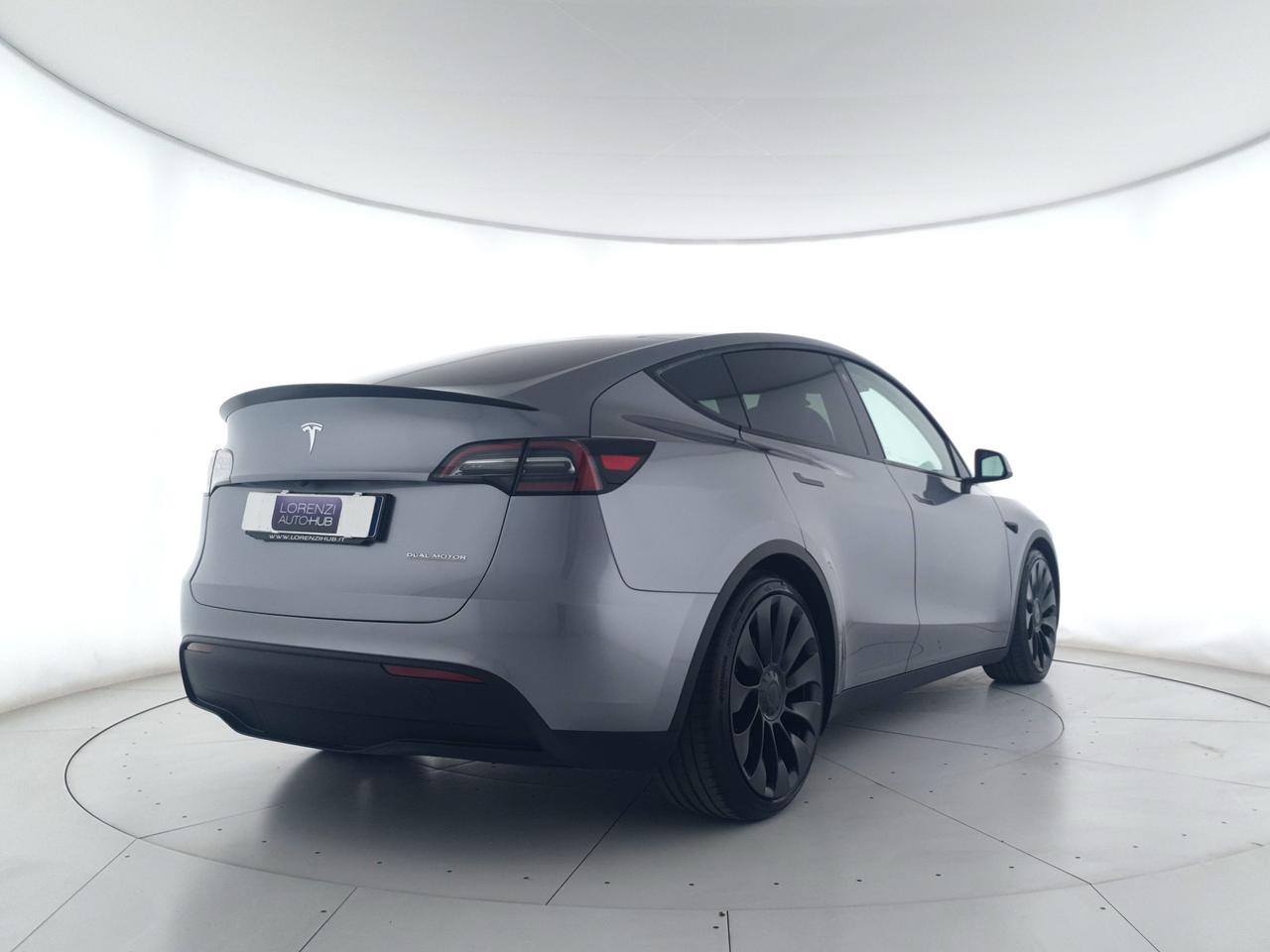 TESLA Model Y Performance Dual Motor awd PILOTA AUTOMATICO+CAMERA+ACC