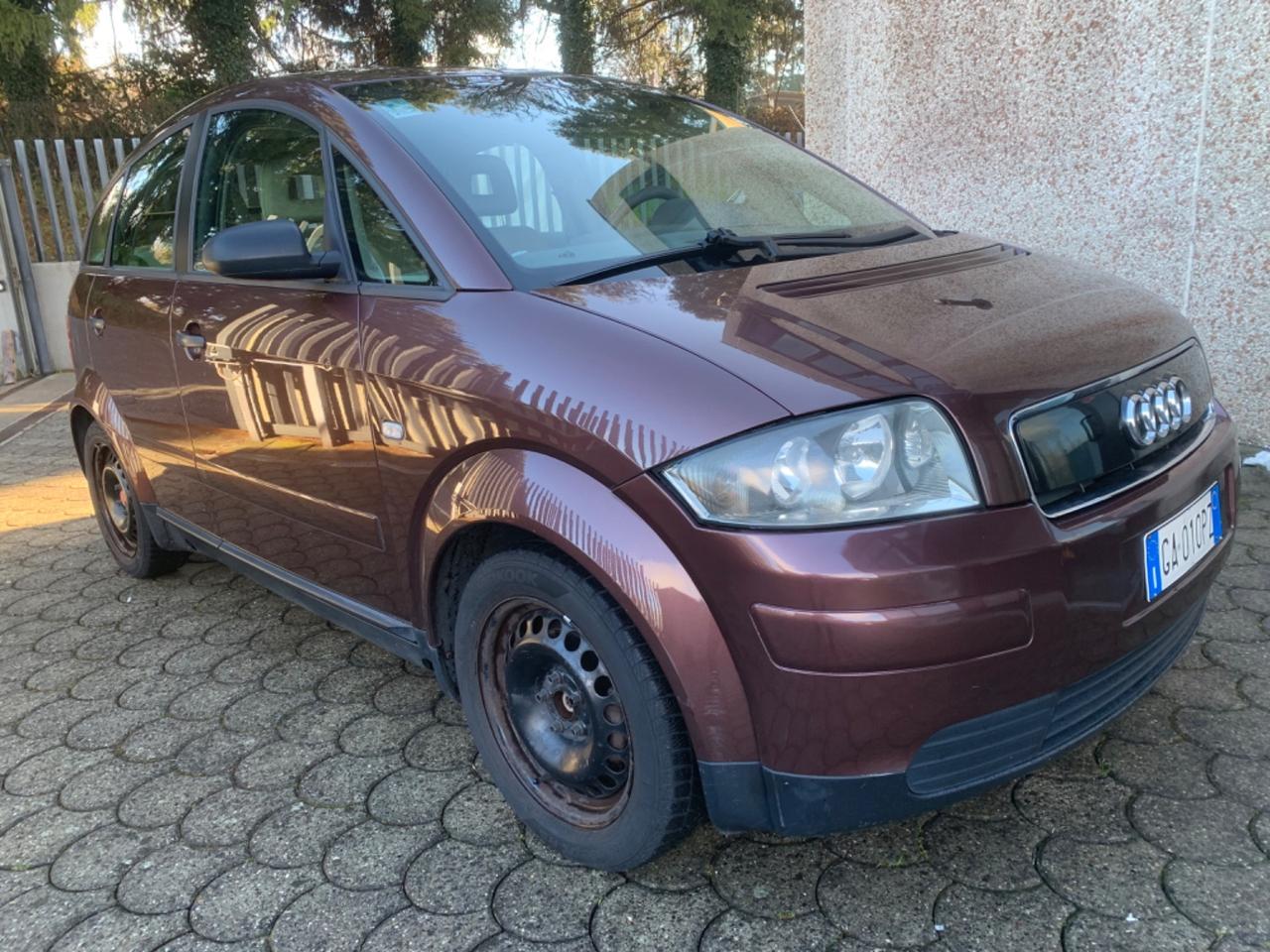 Audi A2 1.4 16V Comfort NEOPATENTATI
