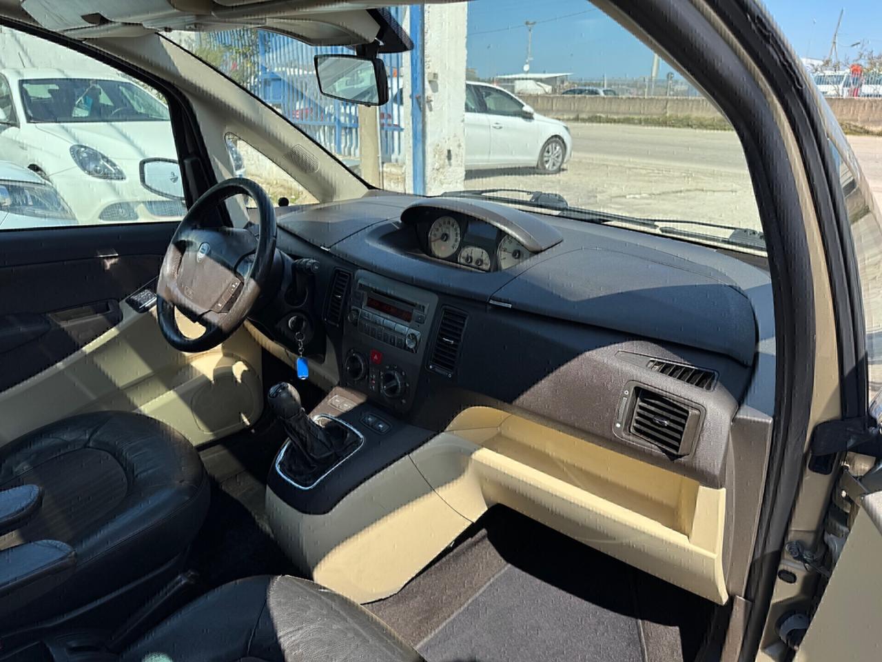 Lancia MUSA Multijet Platino “TETTO APRI”