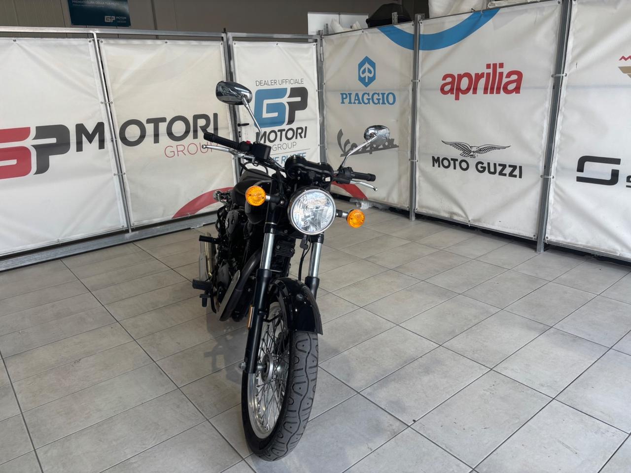 Benelli Imperiale 400 Black