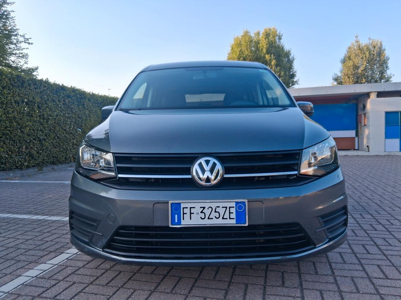 Volkswagen Caddy 2.0 TDI 102 CV Trendline..CELL 320 147 1147 WUATSAPP.