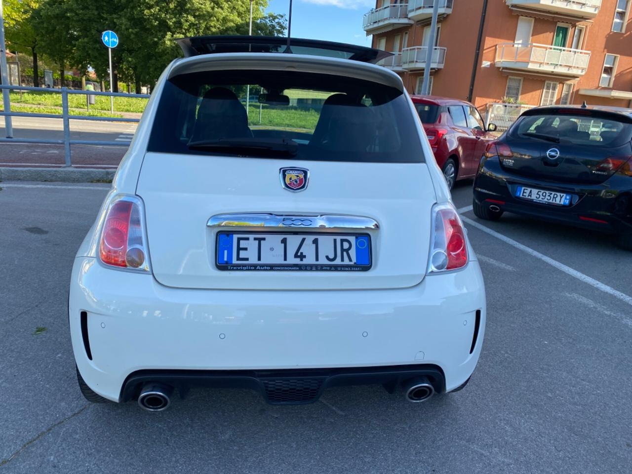 Abarth 500 1.4 Turbo T-Jet Custom