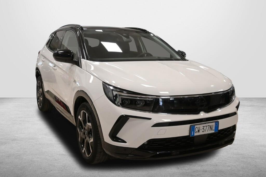 Opel Grandland 1.5 DIESEL ECOTEC 131CV AUT. GS ( FARI LED - TELECAMERA POST. PDC NAVI CERCHI 19 )