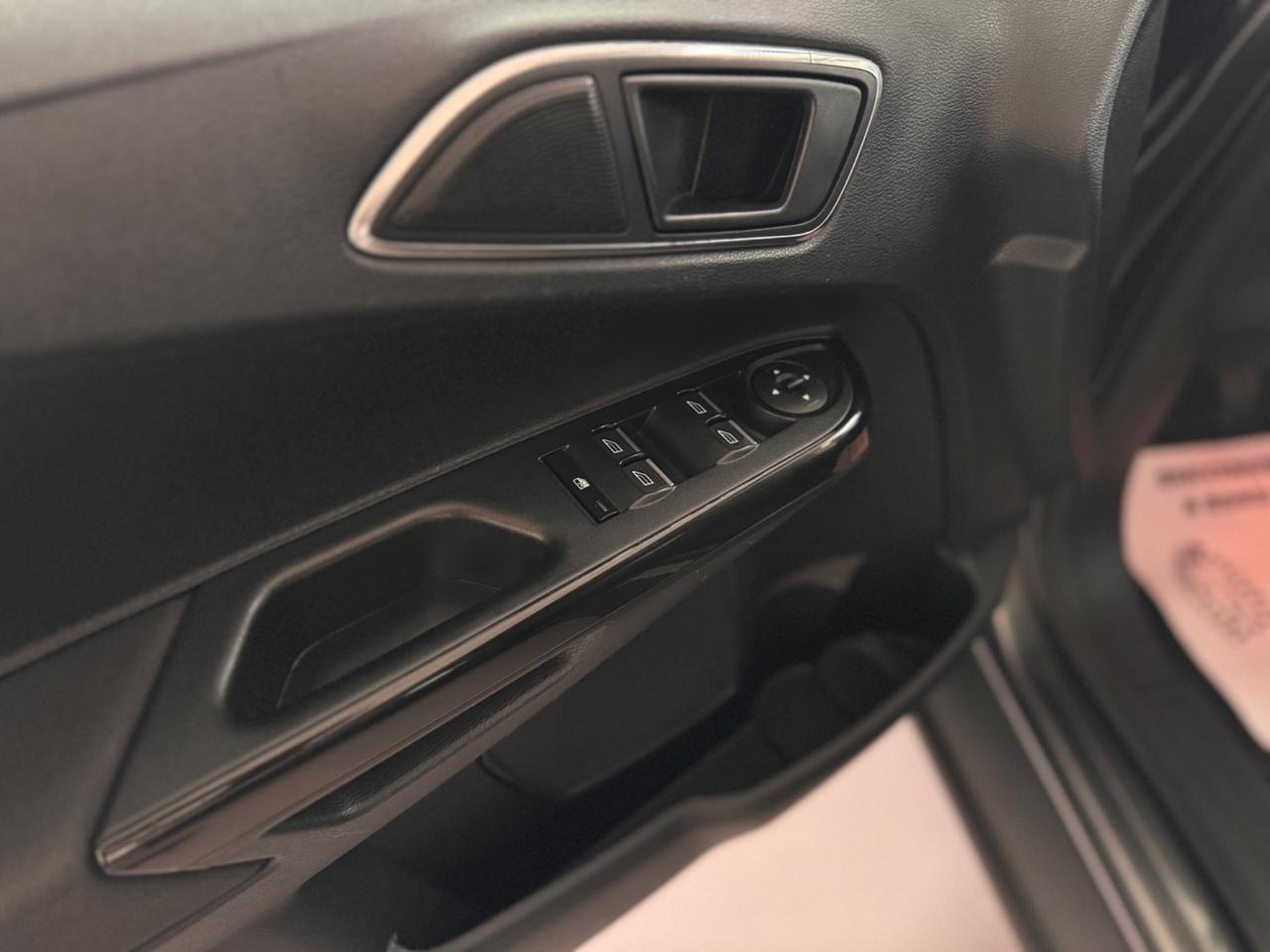 Ford B-Max 1.4 90 CV GPL Titanium