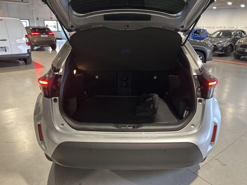 Toyota Yaris Cross 1.5 Hybrid 5p. E-CVT AWD-i Trend