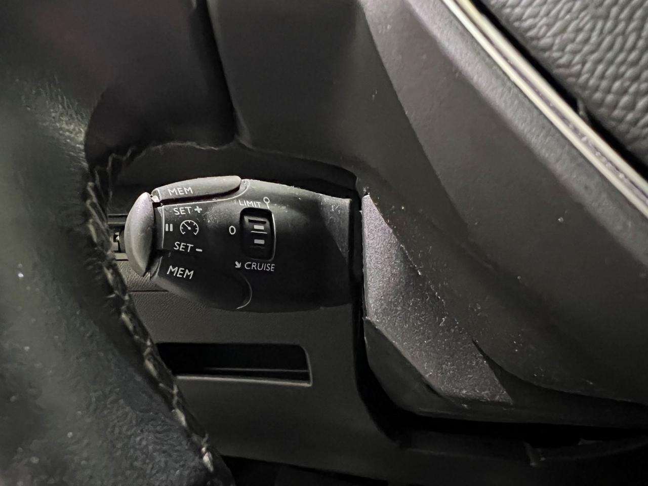 PEUGEOT 3008 II 2016 1.2 puretech Allure s&s 130cv - CINGHIA FATTA!