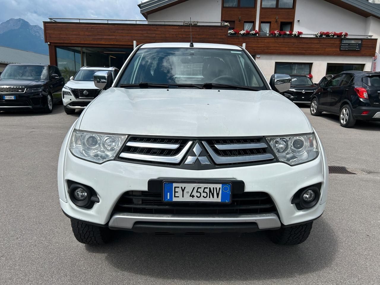 Mitsubishi L200 2.5 DI-D/178CV DC Intense Plus DPF