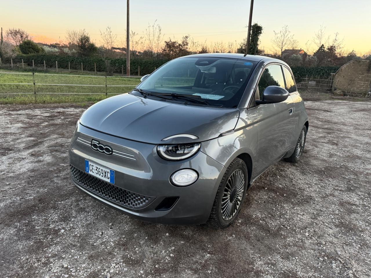 Fiat 500 500e 260km AUTONOMIA LED !!!