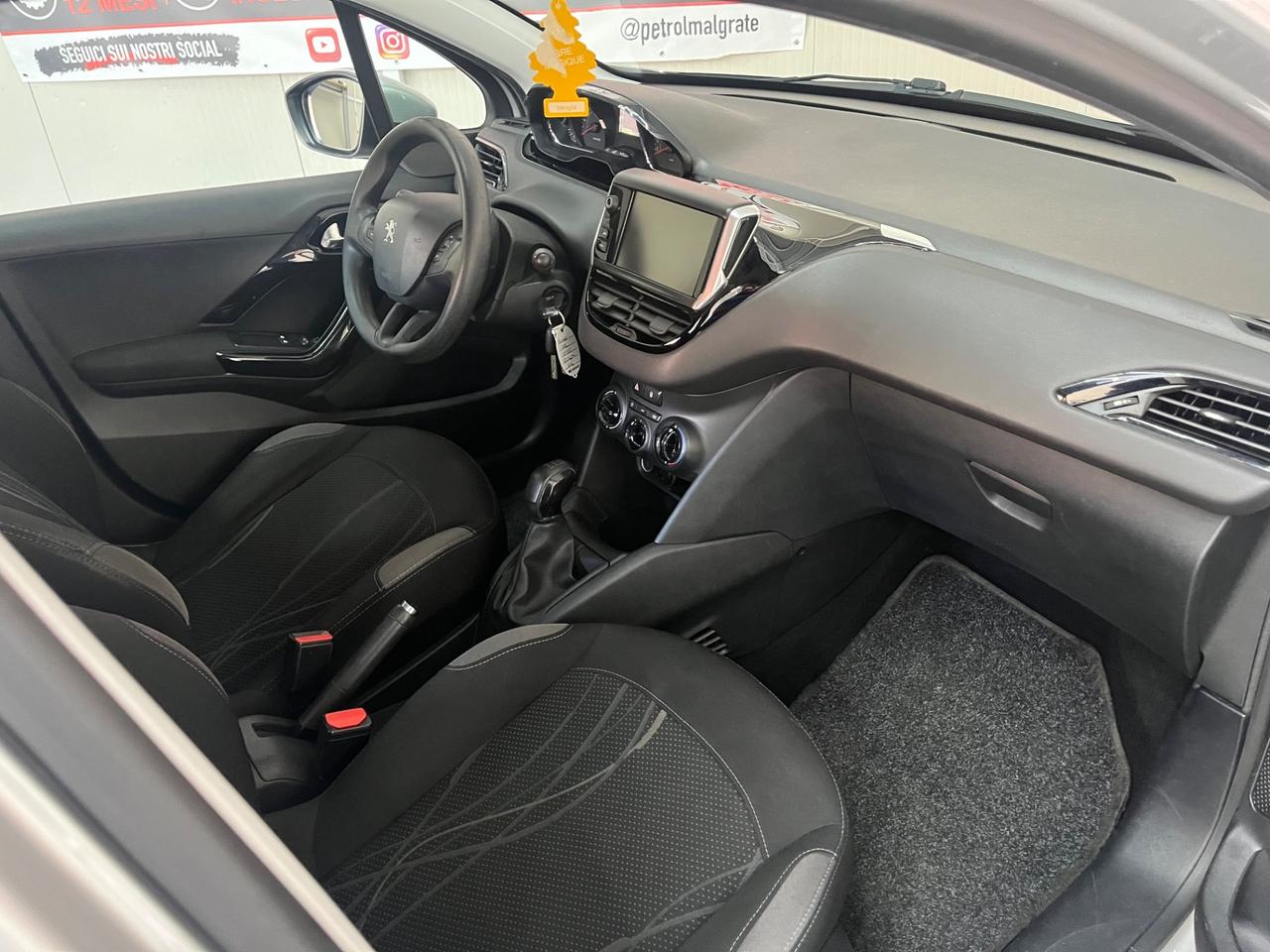 PEUGEOT 208 - BENZINA/GPL