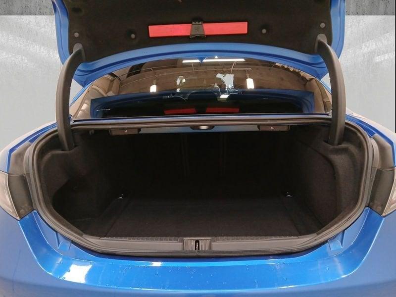 Alfa Romeo Giulia 2.2 t Competizione Q4 210cv auto