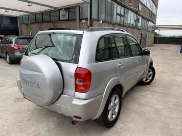TOYOTA RAV4 2.0 16V BENZ-GPL 2032 4X4 UNI PROP