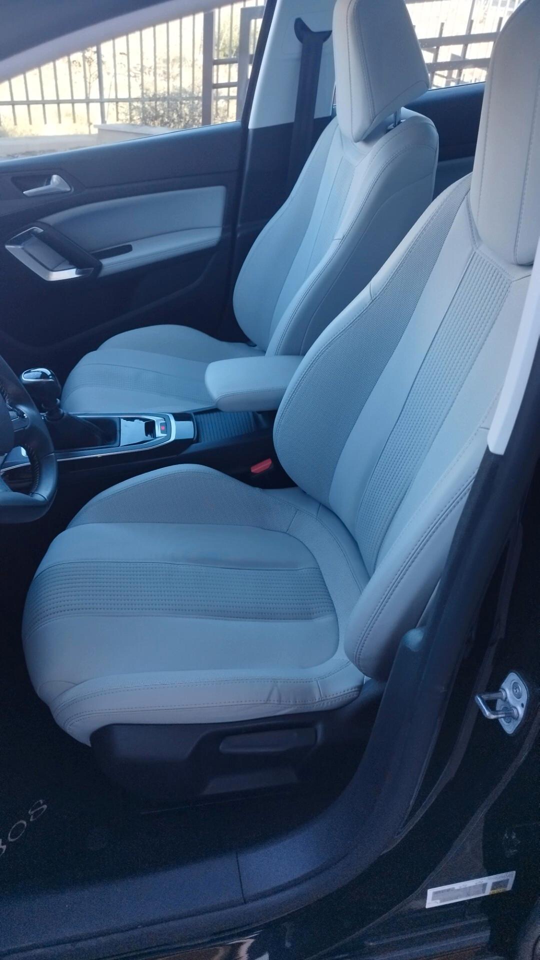 Peugeot 308 BlueHDi 130 S&S Allure