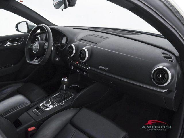 AUDI RS3 3 2.5 TFSI quattro S tronic