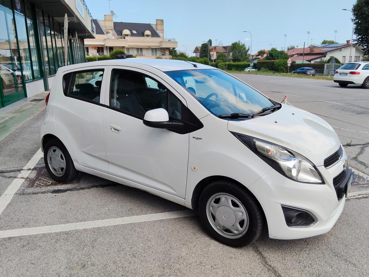 Chevrolet Spark 1.0 LT 81.000km