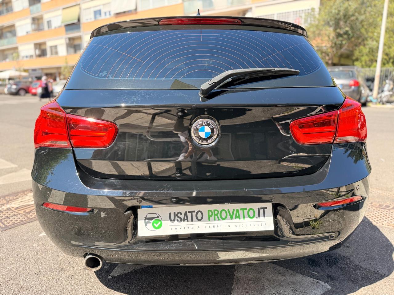 Bmw Serie 1 116d 116cv Euro 6 ALL BLACK