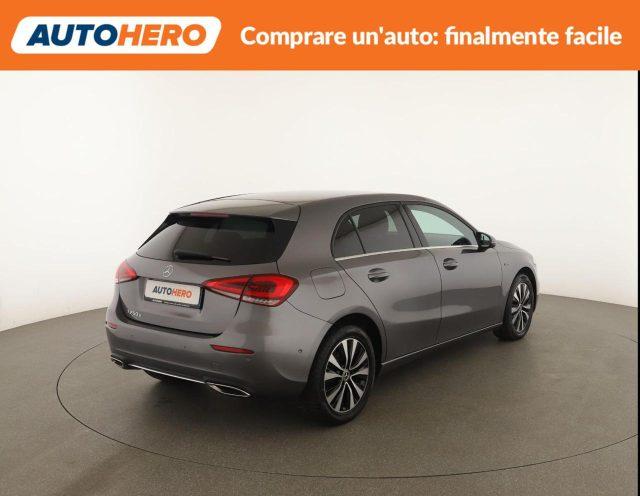 MERCEDES-BENZ A 250 e Automatic EQ-Power Business