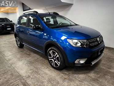 Dacia Sandero Stepway 1.0 TCe 100CV ECO-G 15th Anniversary