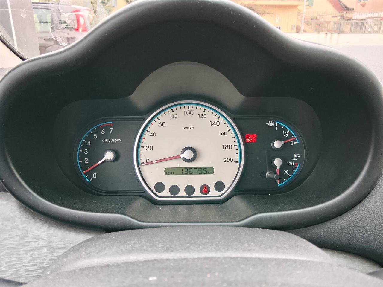 Hyundai i10 1.1 GPL CASA MADRE