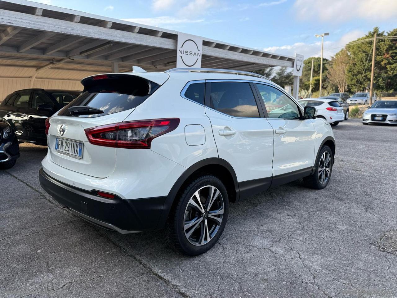 NISSAN Qashqai 1.5 dCi N-Connecta