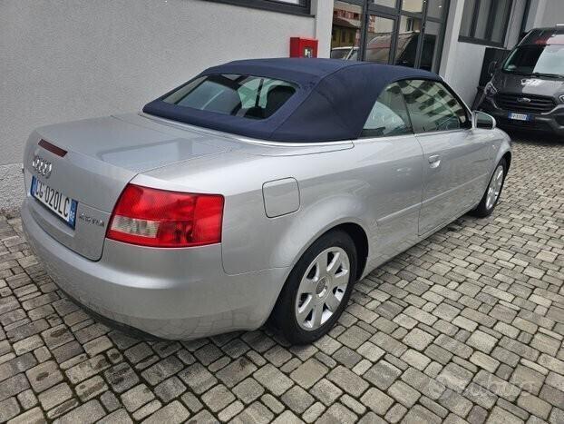 AUDI A4 CABRIO 2.5 V6 tdi 163cv