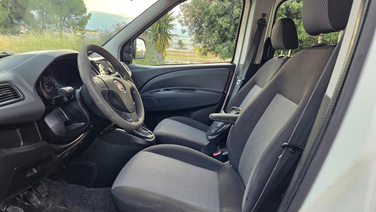 Fiat Doblo 1.6 MJT 5 posti N1