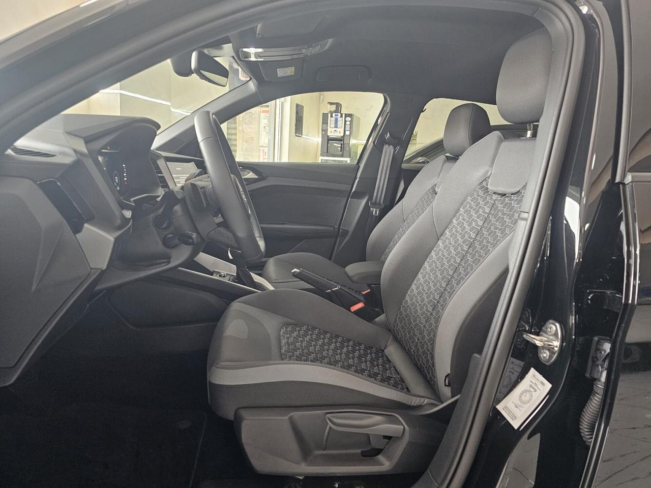 Audi A1 SPB 30 TFSI S tronic Identity Black