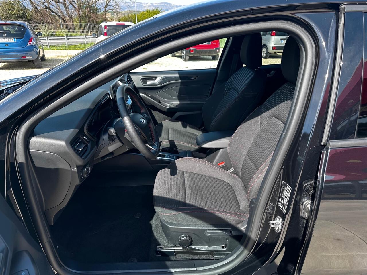 Ford Focus 1.5TDCI 115 CV automatico ST-Line PREZZO VERO