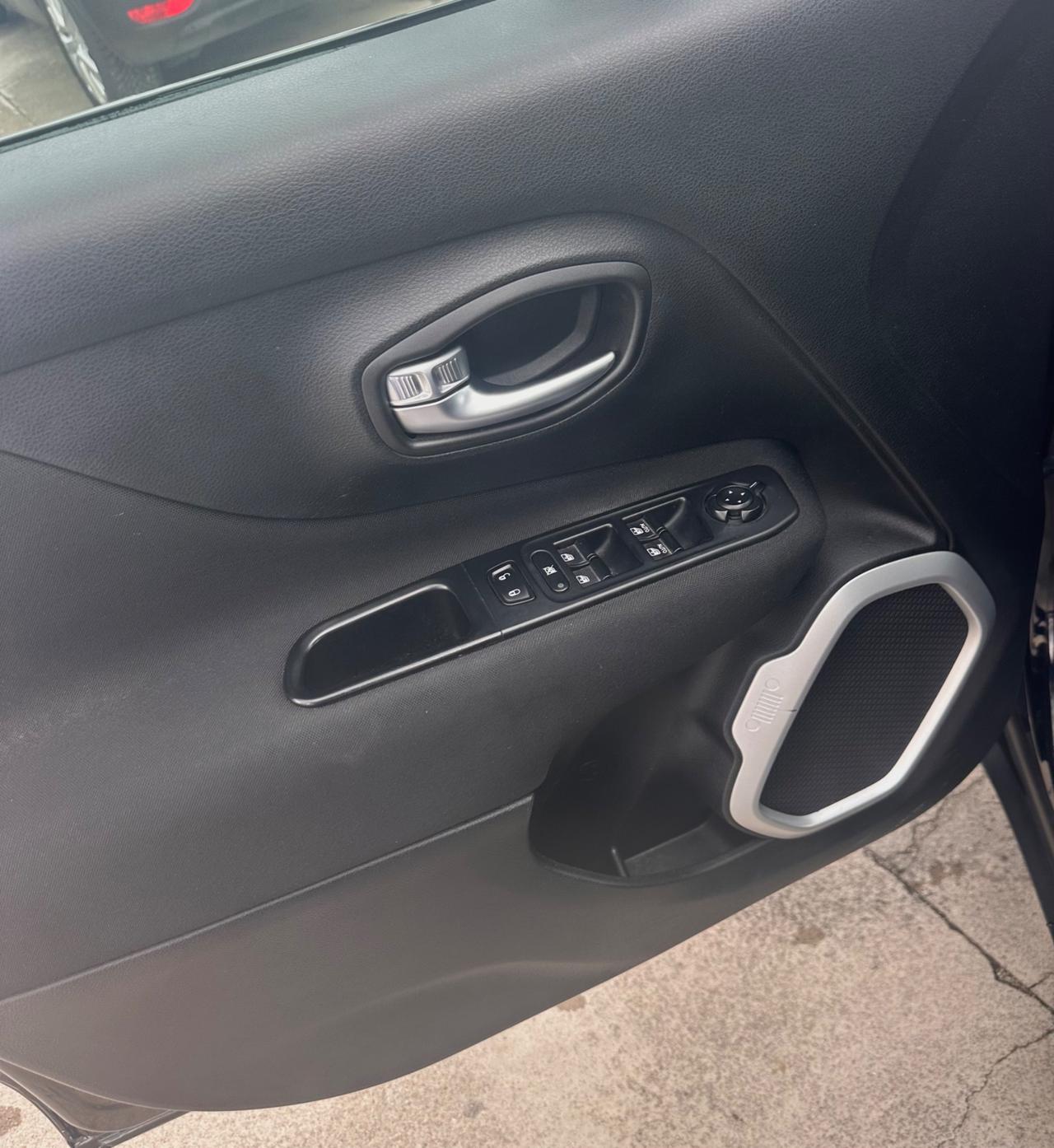 Jeep Renegade 1.6 Mjt 120 CV Longitude BLOCK