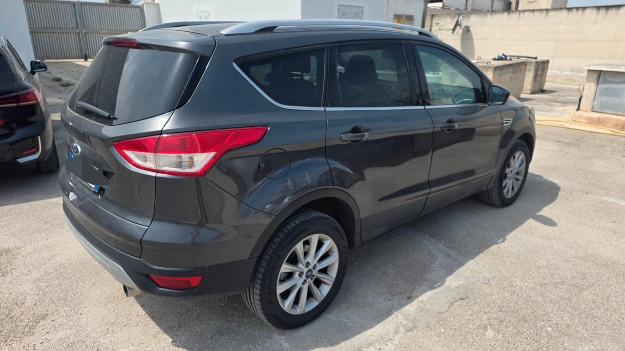 Ford Kuga 2.0 TDCI 120 CV S&S 2WD Titanium