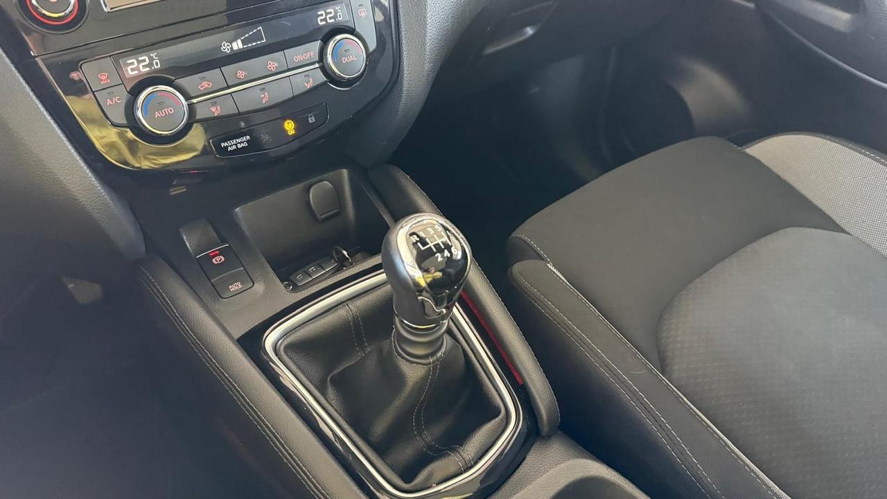 Nissan Qashqai 1.2 DIG-T N-Connecta