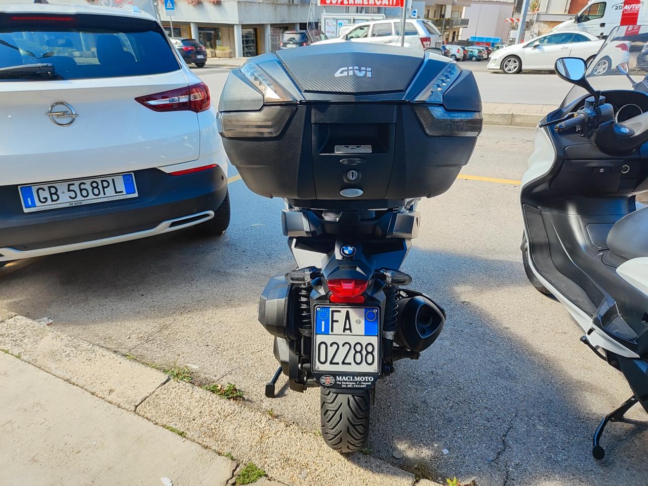 BMW C400X * Pari al nuovo * bauletto * parabrezza