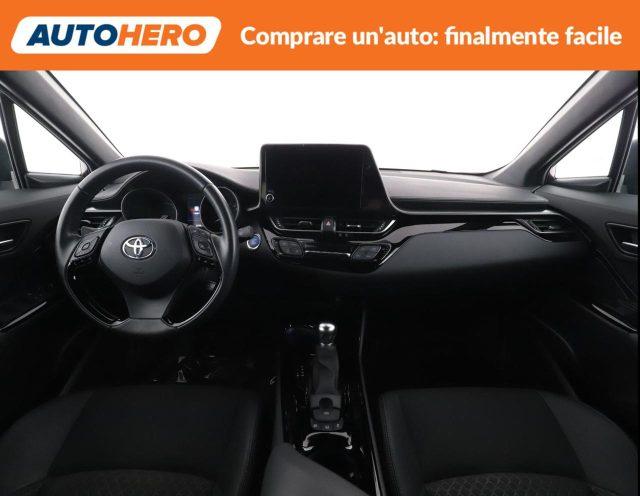 TOYOTA C-HR 2.0 Hybrid E-CVT Trend