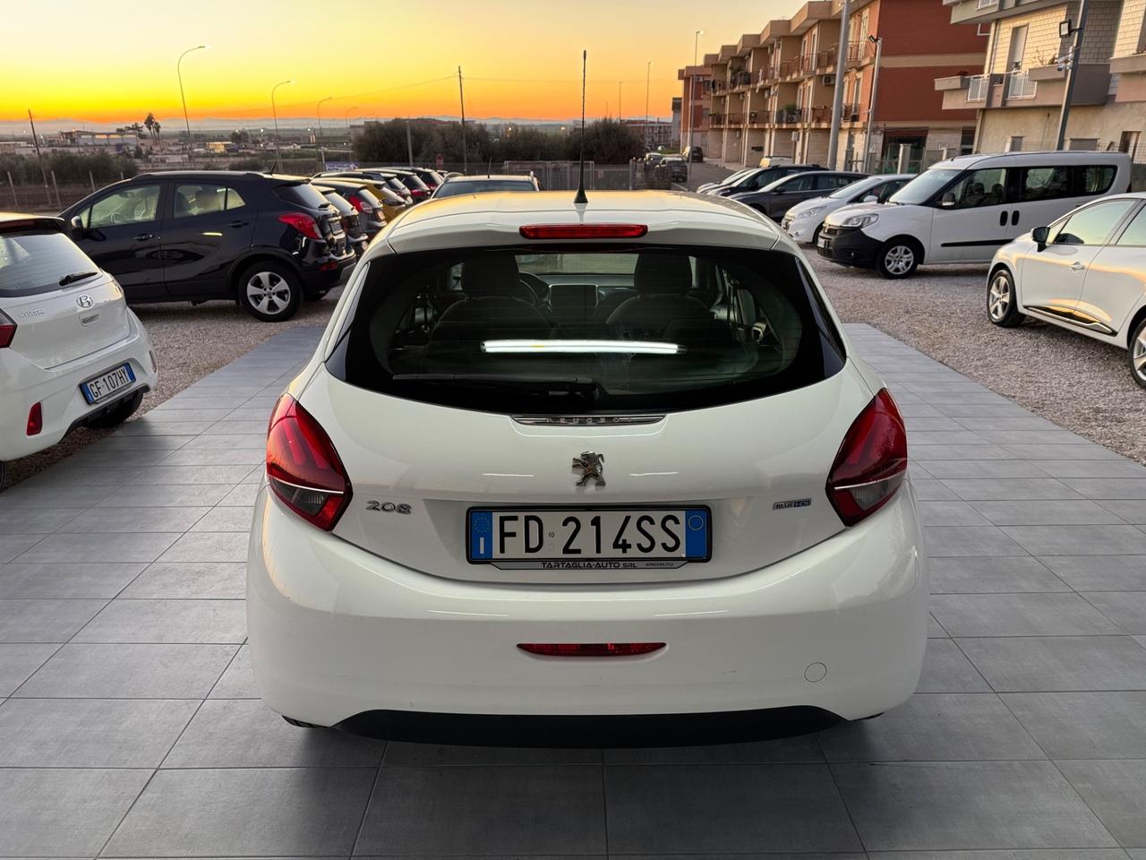 Peugeot 208 BlueHDi 75 5 porte Allure