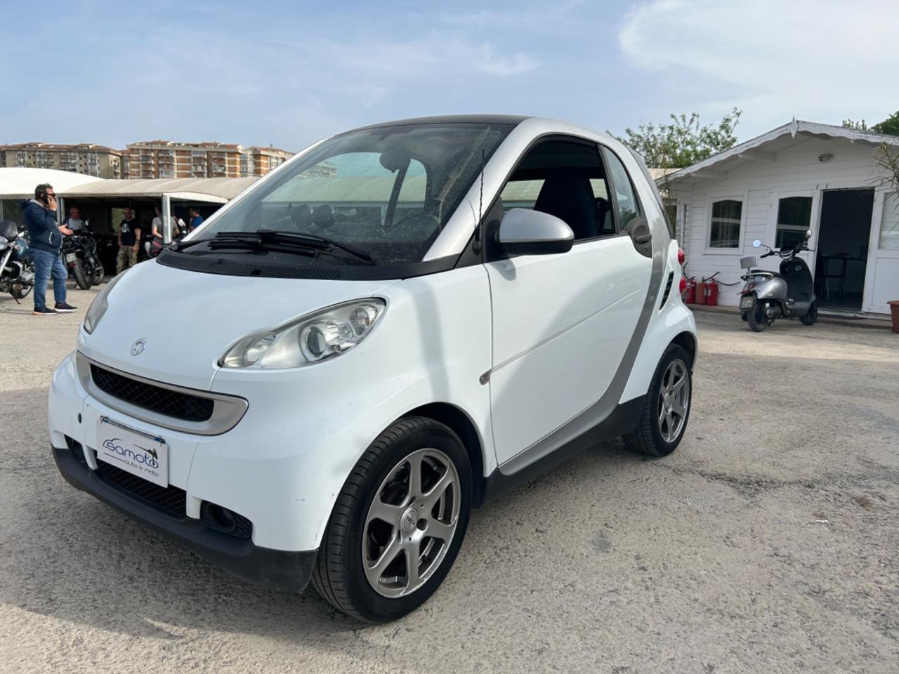 Smart ForTwo 1000 52 kW coupé passion