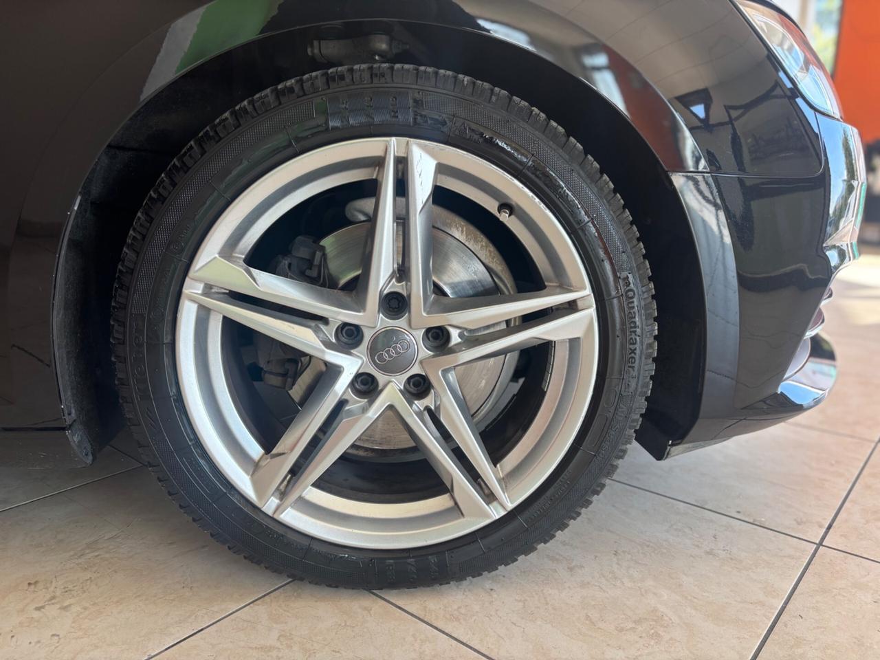 Audi A4 Avant 2.0 TDI 150 CV s-line permute e finanziamenti