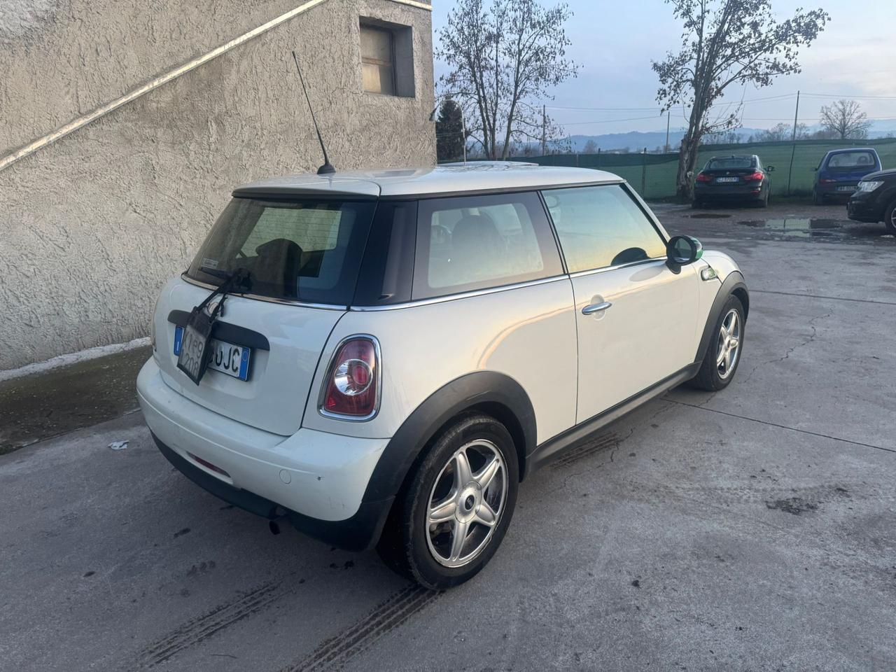 Mini 1.6 16V One (72kW)
