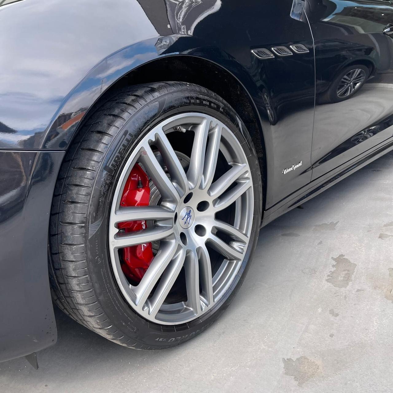 Maserati Ghibli V6 Diesel 275 CV Gransport