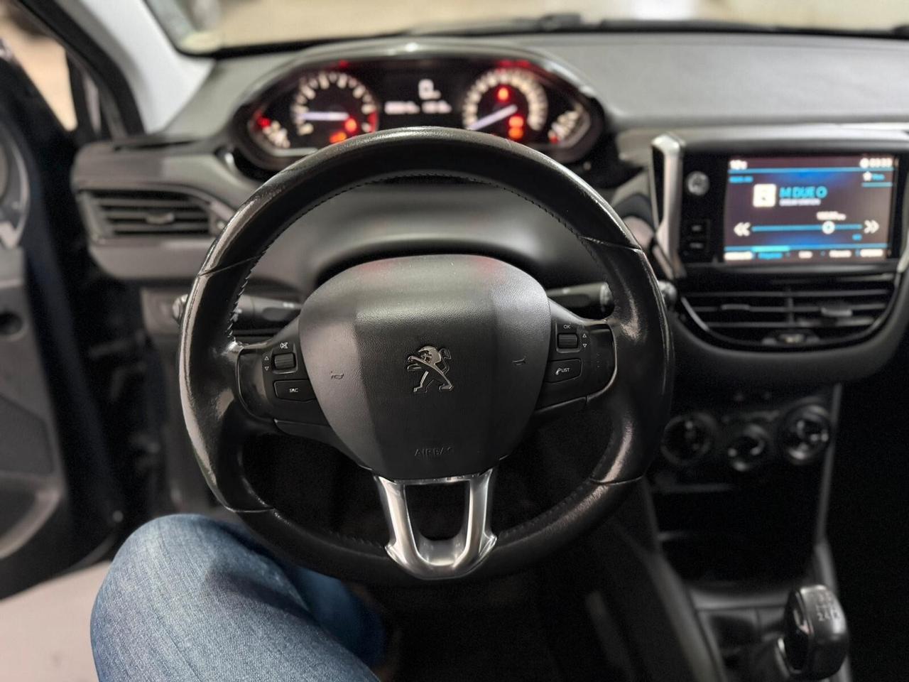 Peugeot 208 PureTech 82 5p. GPL Allure