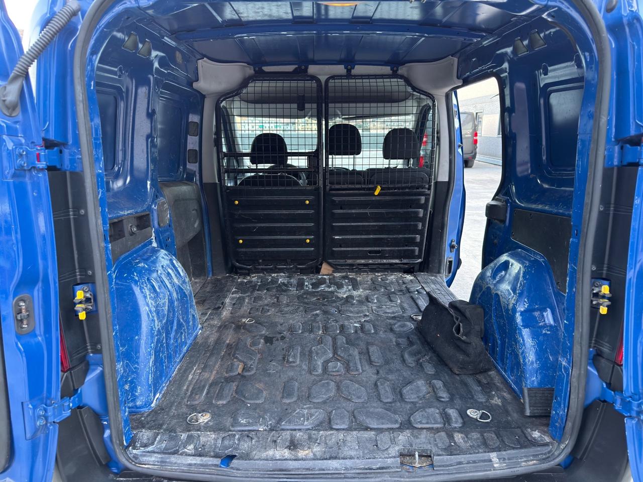 FIAT DOBLO 1.6 MTJ 105cv 3 POSTI EURO 6