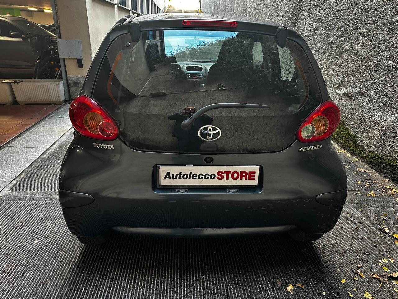 Toyota Aygo 1.0 12V VVT-i 5 porte Sound