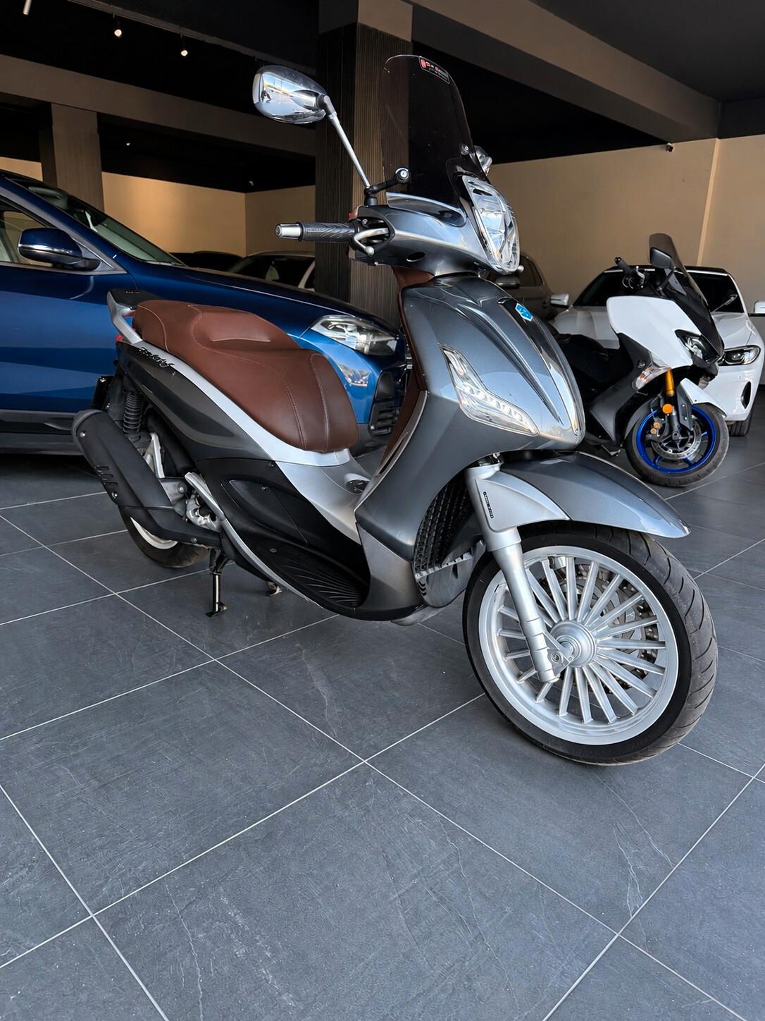 Piaggio Beverly 300 i.e.