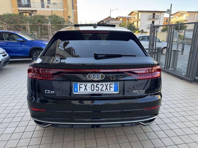 AUDI Q8 50 3.0 tdi S-line quattro Tetto cerchi 22
