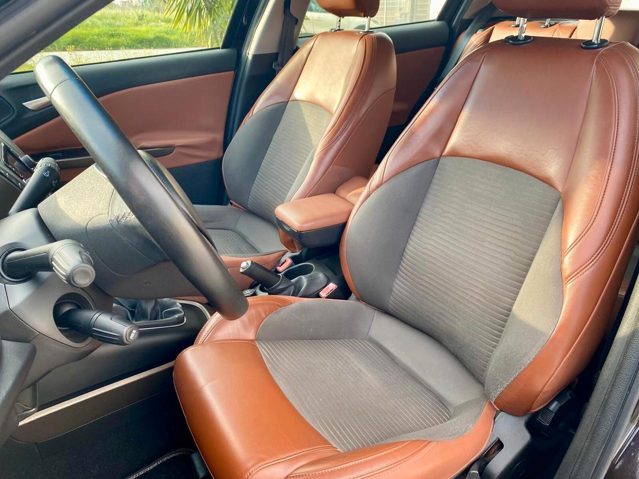 Alfa Romeo Giulietta 1.6 JTDm-2 105 CV Exclusive