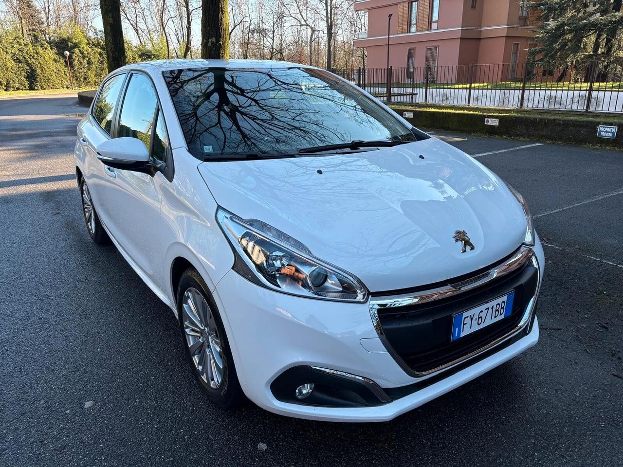 Peugeot 208 PureTech 82 Stop&Start 5 porte Allure